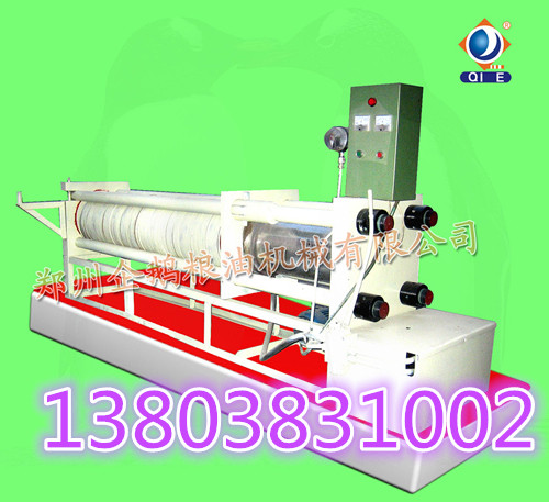 大豆液壓榨油機是怎樣工作的(圖1) 大豆液壓榨油機是怎樣工作的