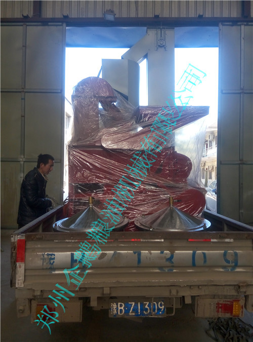 開封客戶預定的100型螺旋榨油機設備今發貨(圖3) 開封客戶預定的100型螺旋榨油機設備今發貨(圖3)