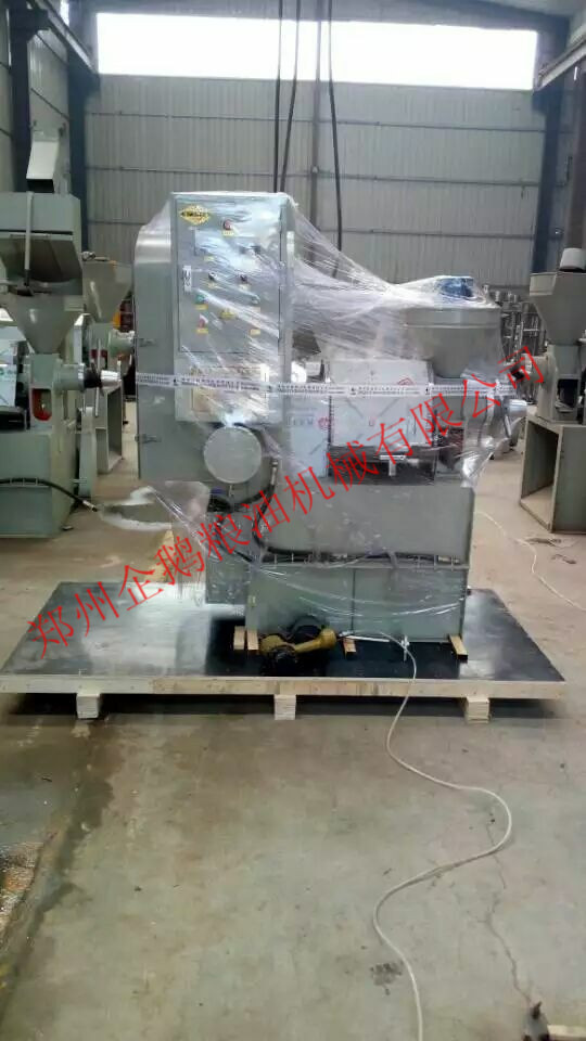 又一臺(tái)發(fā)往越南的榨油機(jī)發(fā)貨了！(圖1)