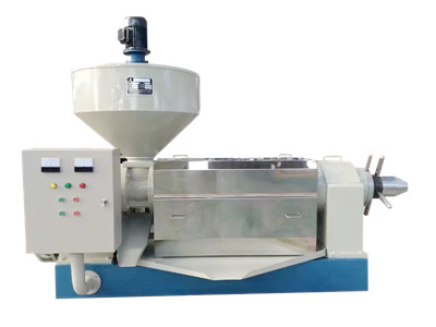 花生榨油機壓榨時會出現輕微漏油現象(圖3) 花生榨油機壓榨時會出現輕微漏油現象(圖3)