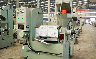 全自動螺旋榨油機,滿足您對大部分物料的壓榨需求!(圖1) 螺旋榨油機